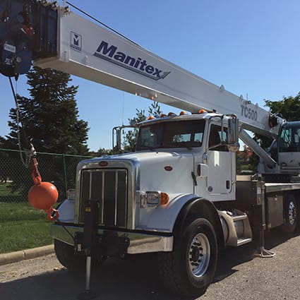 boom truck crane rental